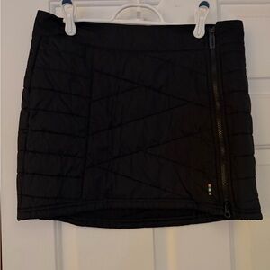 Smartwool Black Quilted Mini Skirt - Medium